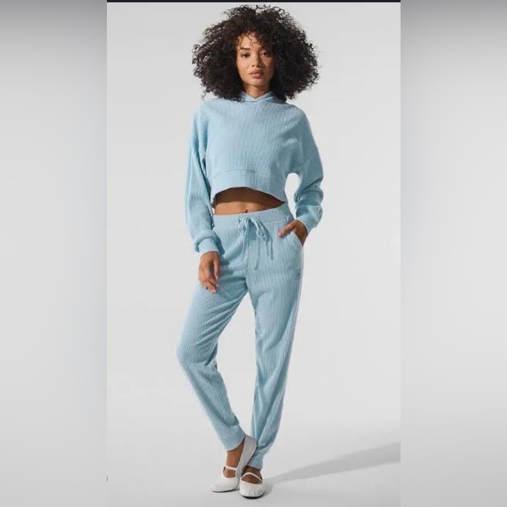 Alo Muse Celestial Blue 2 piece Set Ribbed Hoodie S & Sweatpants XXS. Worn 1X!